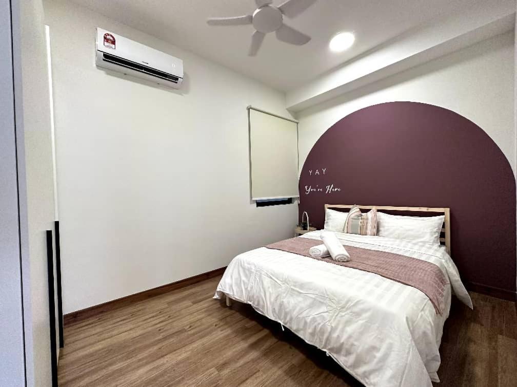 The Apple Premier Condo Three Bedroom In Melaka Kültér fotó